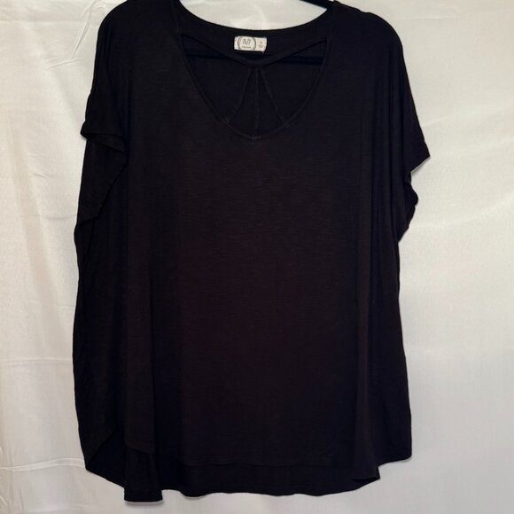 Maurice's 24/7 Dolman Top Strappy Neck Women's Plus Size 2X Black Stretchy - Picture 1 of 3